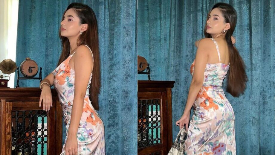 बालवीर फेम अनुष्का सेन ने स्टाइल के मामले में बॉलीवुड की मशहूर अभिनेत्रियों को छोड़ा पीछे, देखें सबूत