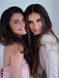 हॉटनेस में तारा सुतारिया को मात देती हैं उनकी बहन पिया सुतारिया