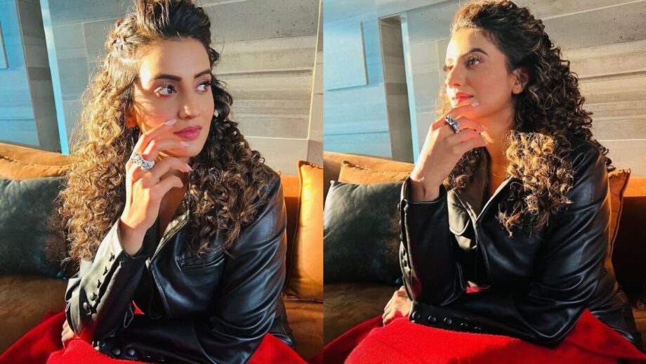 अक्षरा सिंह की खूबसूरती ने फैंस के उड़ाए होश, देखें अभिनेत्री का शानदार अवतार