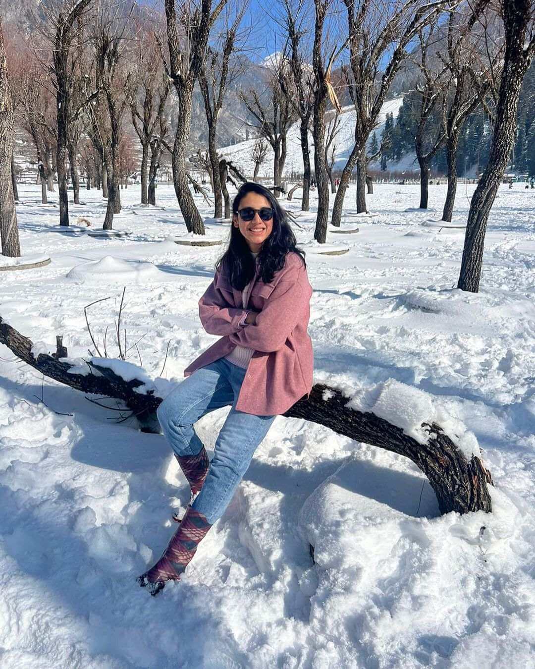 फैशन आइकॉन स्मृति मंधाना की कमाई जानकर उड़ जाएंगे आपके होश 1555