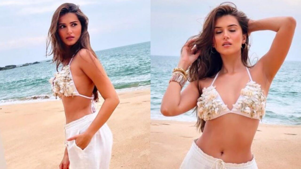 व्हाइट ब्रालेट टॉप और पैंट द्वारा फैंस को मोहित कर रही है तारा सुतारिया