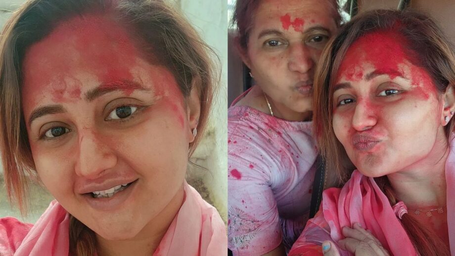 होली के पहले ही होली के रंगों में रंगी रश्मि देसाई, देखें अभिनेत्री का दिलकश अंदाज