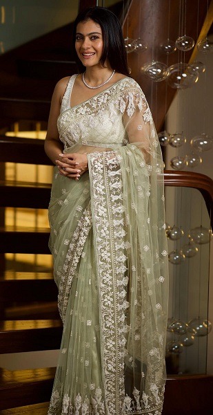 Kajol showed her beautiful and stylish avatar in net saree 3892