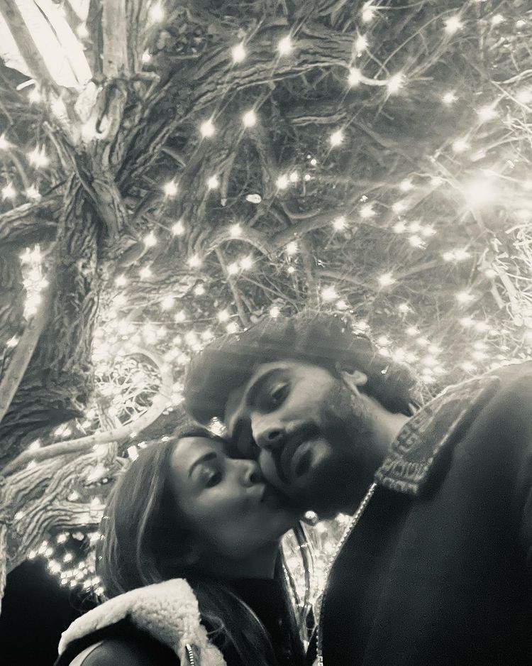 Know the interesting love story of Malaika Arora and Arjun Kapoor 3447