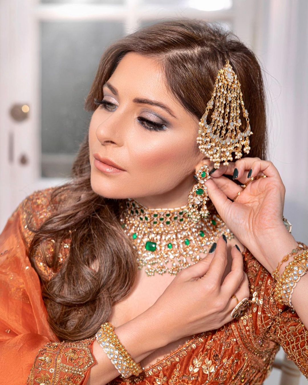 See the best looks of Kanika Kapoor in bridal lehenga 3913