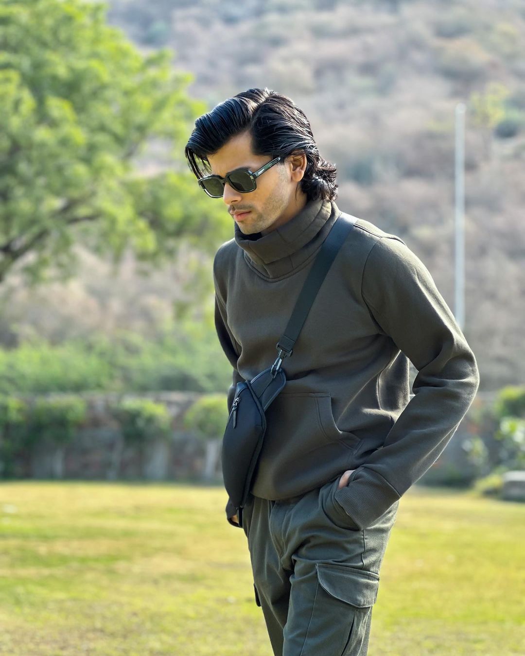 Siddharth Nigam looks cool and stylish in his new hairstyle 3885