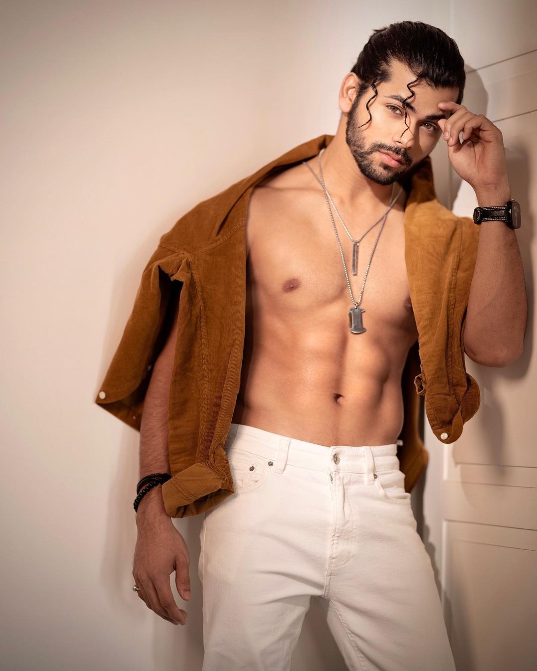 Siddharth Nigam looks cool and stylish in his new hairstyle 3886