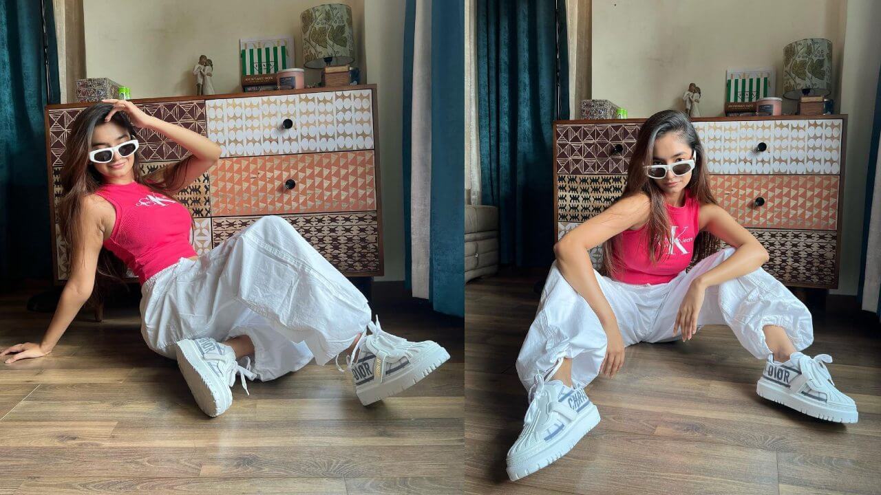 कुछ इस अंदाज में अपने स्टाइल को परोसती नजर आईं अनुष्का सेन, देखें अभिनेत्री का दिलकश अंदाज