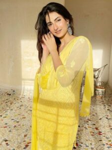 पारंपरिक लुक में पलक तिवारी ने दिखाया अपना भारतीय नारी अवतार