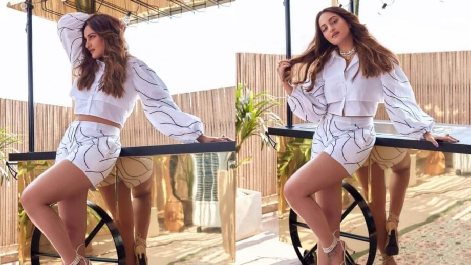 दबंग गर्ल सोनाक्षी सिन्हा की बोल्डनेस ने फैंस को किया मदहोश, देखें तस्वीरें