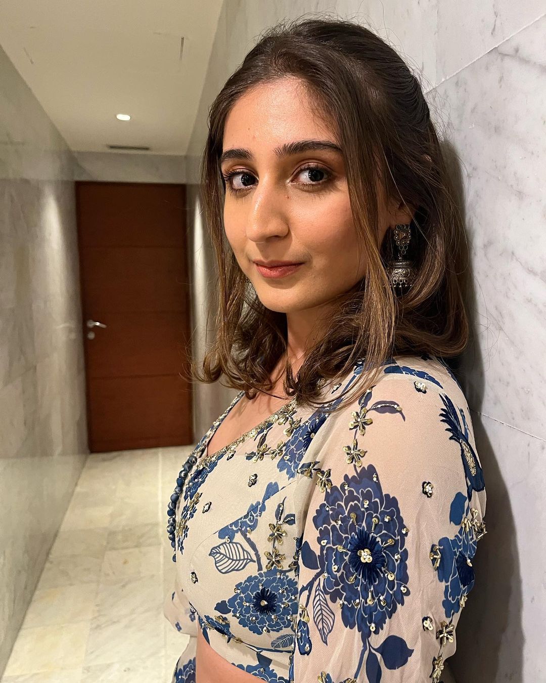 Dhvani Bhanushali stuns everyone with her amazing lehenga avatar, see photos 4839
