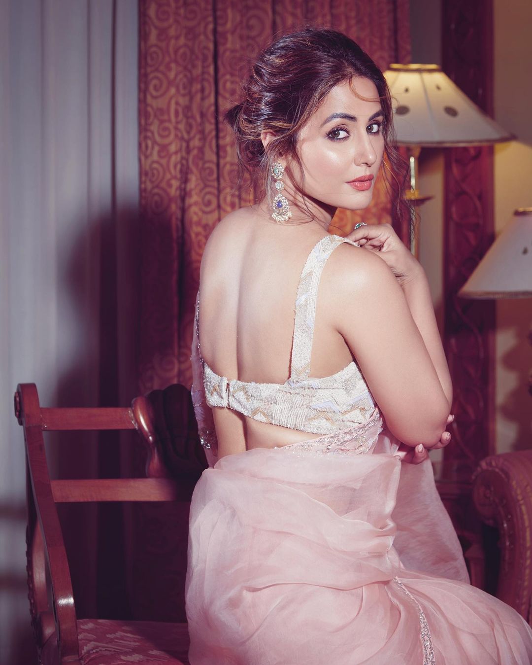 Hina Khan looks very hot in sheer saree look, see photos 5166