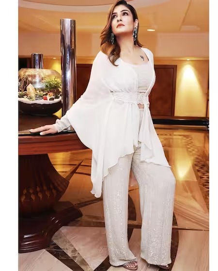 Karisma Kapoor to Raveena Tandon: These beauties channeled desi vibes with their white western style 4265