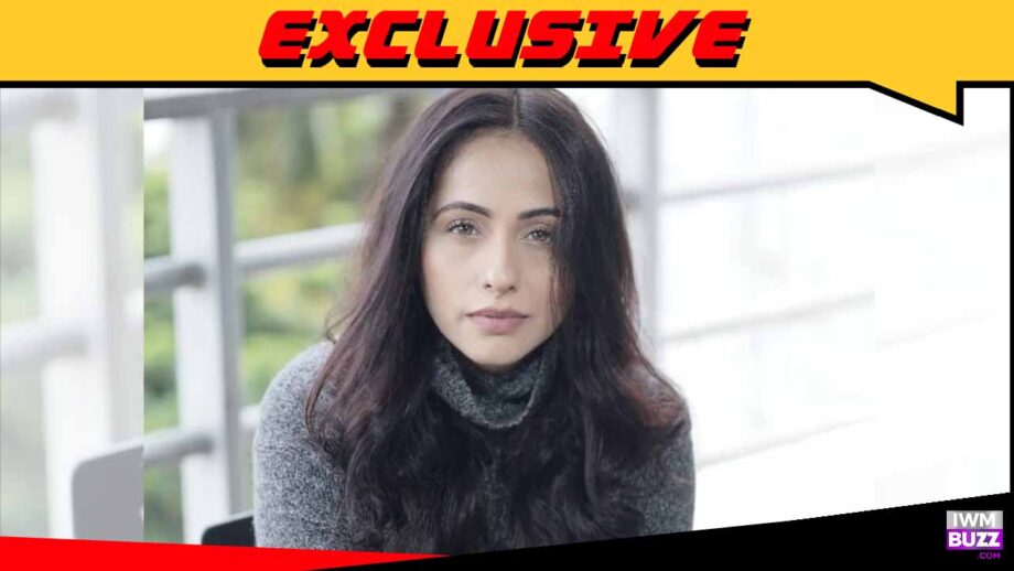 कीया खन्ना आदित्य रॉय कपूर और मृणाल ठाकुर के साथ गुमराह में आएंगी नज़र कीया खन्ना आदित्य रॉय कपूर और मृणाल ठाकुर के साथ गुमराह में आएंगी नज़र