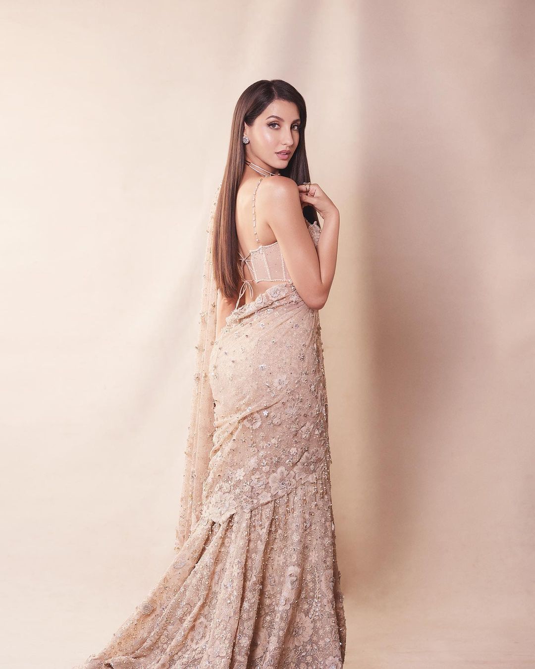 Nora Fatehi is leading the fashion game, see proof 5724