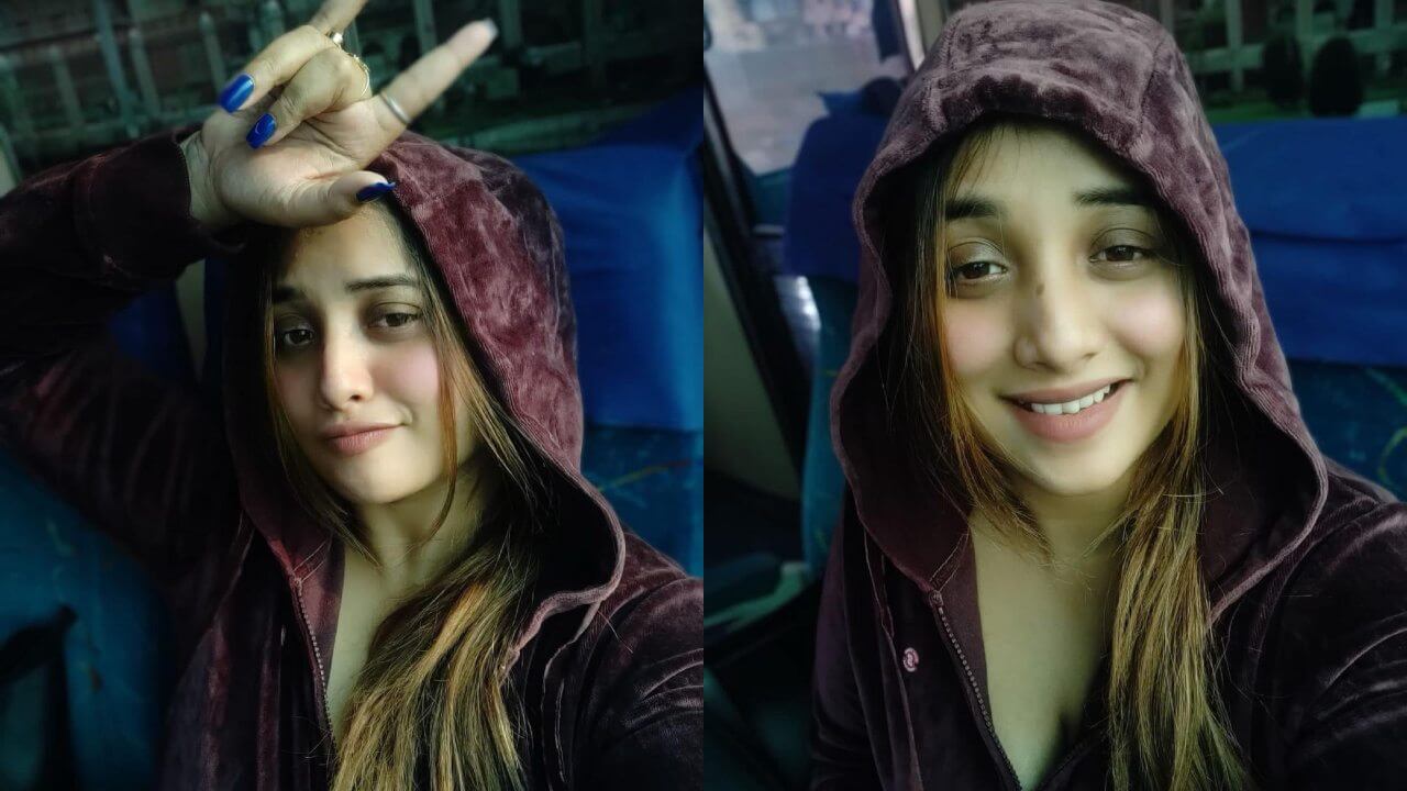 ट्रेन के सफर के दौरान रानी चटर्जी ने शेयर की अपनी ग्लैमरस खुबसूरती, देखें तस्वीरें