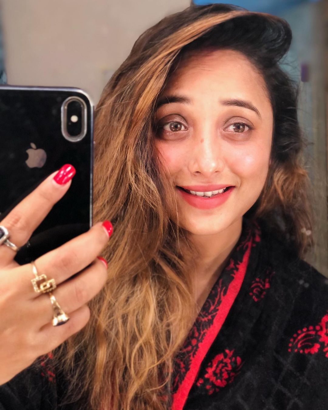 See Rani Chatterjee's no makeup look 4336