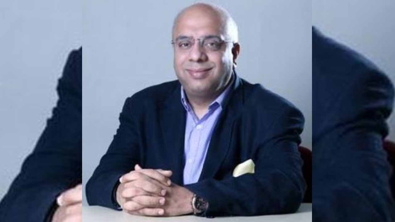 टेलीविजन जीवित है और सर्वव्यापी प्रसारण के युग पर शासन कर रहा है