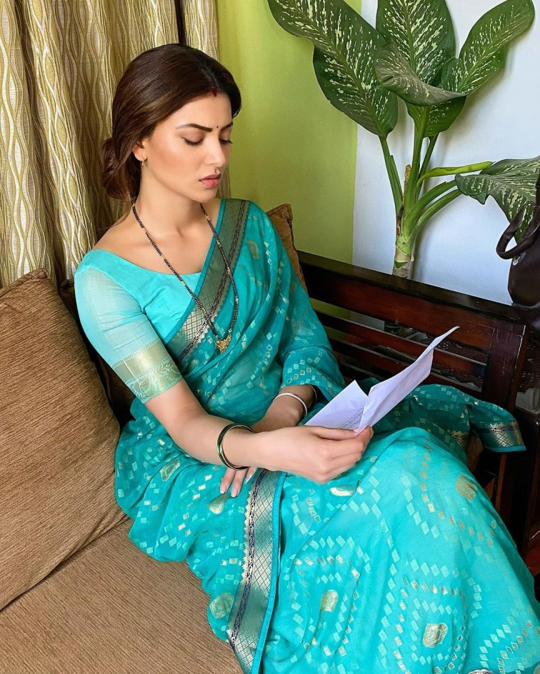 Urvashi Rautela wrapped in saree increased the heat on the internet, see the hot saree avatar of the actress 4679