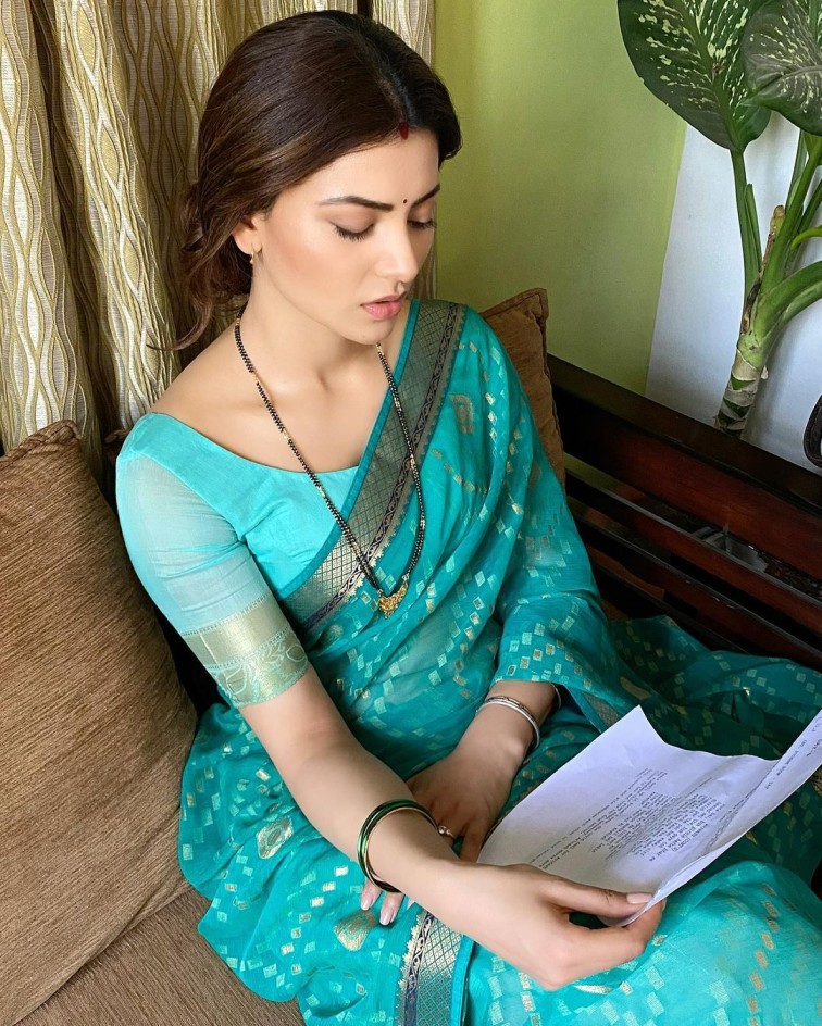 Urvashi Rautela wrapped in saree increased the heat on the internet, see the hot saree avatar of the actress 4680