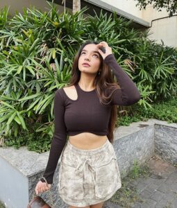 Avneet Kaur or Anushka Sen: These actresses worked their magic in crop top 10600
