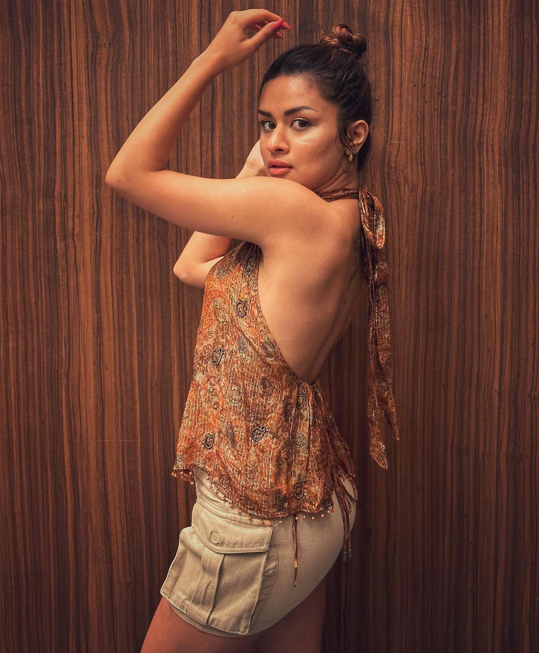 Avneet Kaur showed her glamor in backless top, see the beauty of the actress 11559