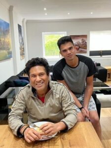 सचिन तेंदुलकर के लाडले बेटे अर्जुन तेंदुलकर की कमाई उड़ा देगी आपके होश