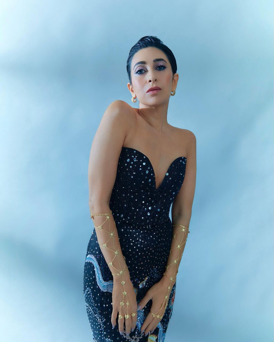 Fish is the queen of water Karishma is the queen of fashion 9891