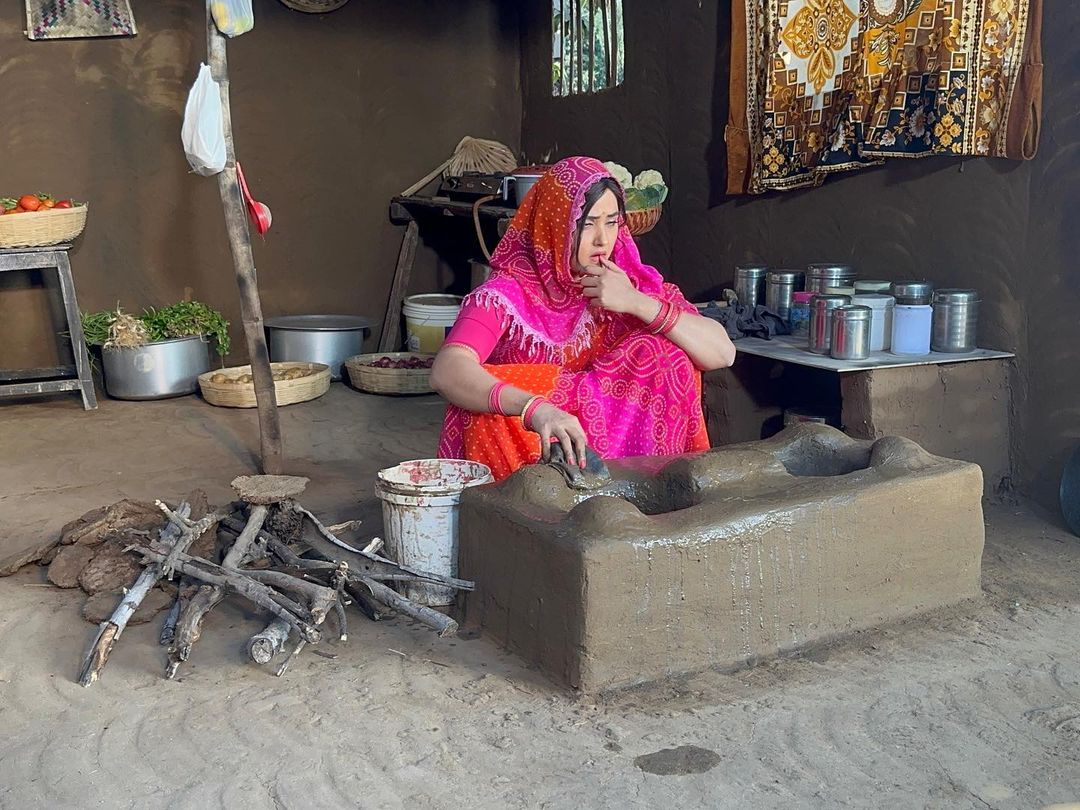 Kajal Raghavani was seen working on an earthen stove, fans were blown away 11922