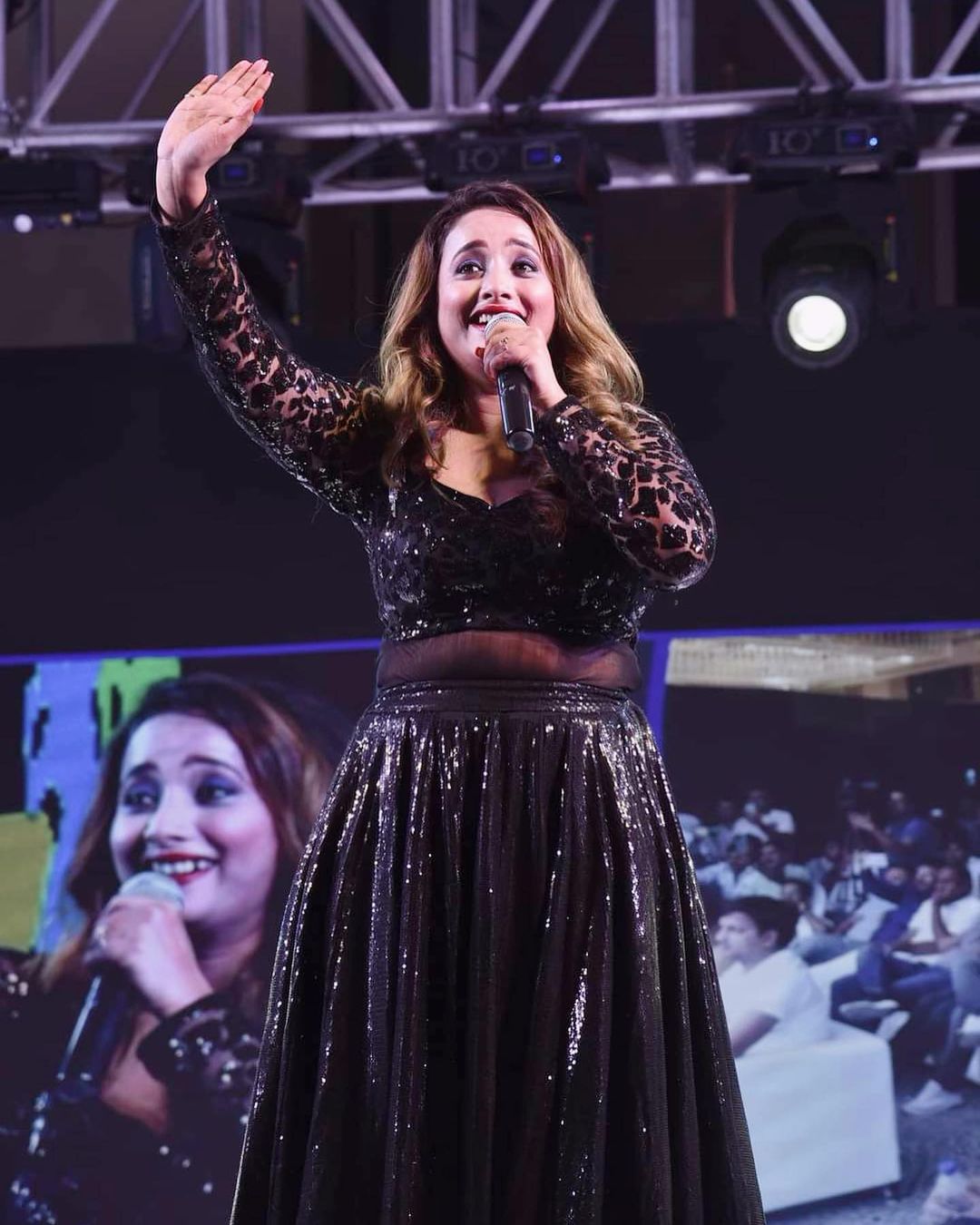 Rani Chatterjee worked her glamor magic in Calcutta 9855