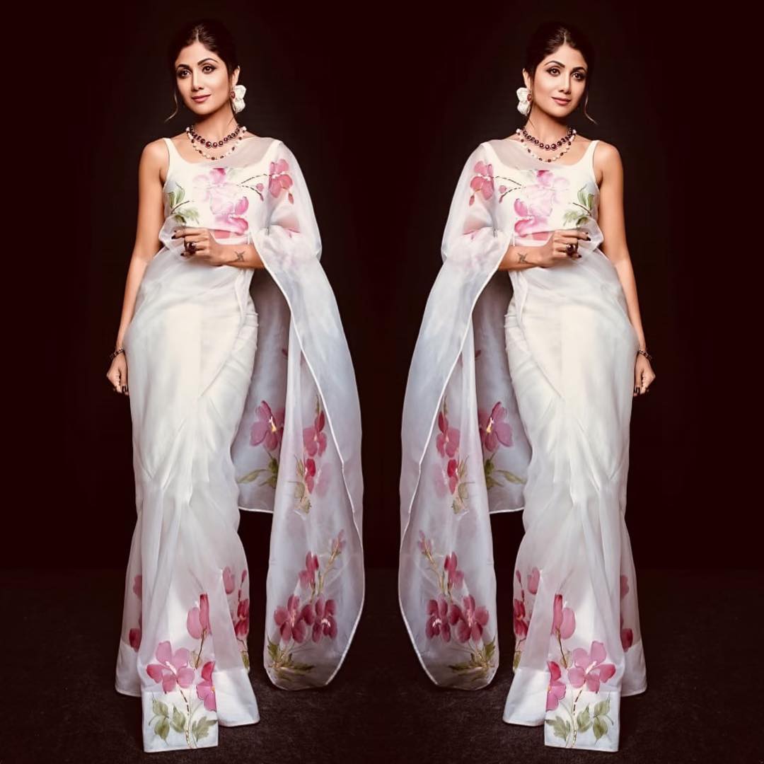 Shilpa Shetty played the magic of beauty in white sarees, see photos 9841