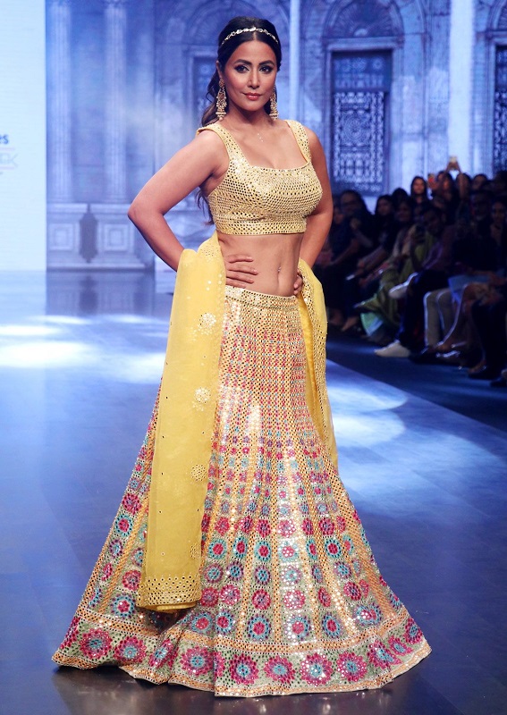 Shivangi Joshi, Hina Khan or Mouni Roy: Mirror work lehengas of these actresses caught everyone's attention 10426