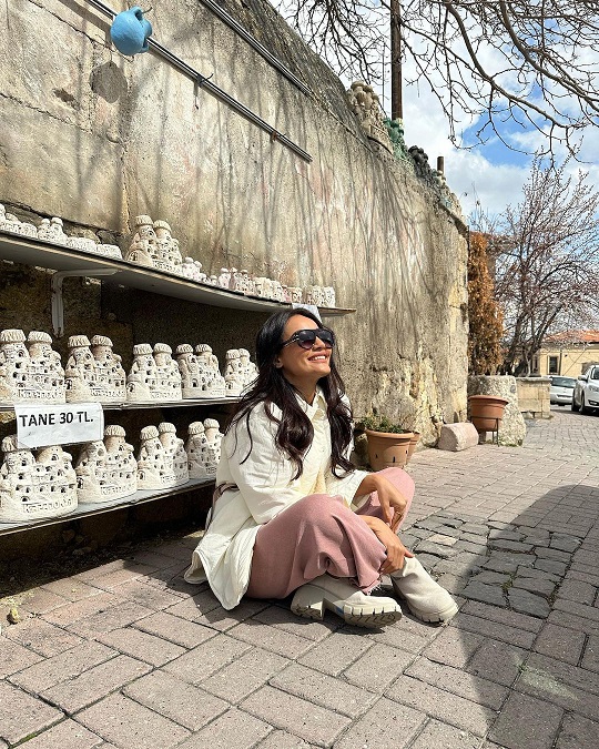 Surbhi Jyoti serves beautiful vibes from Türkiye, see photos 9757