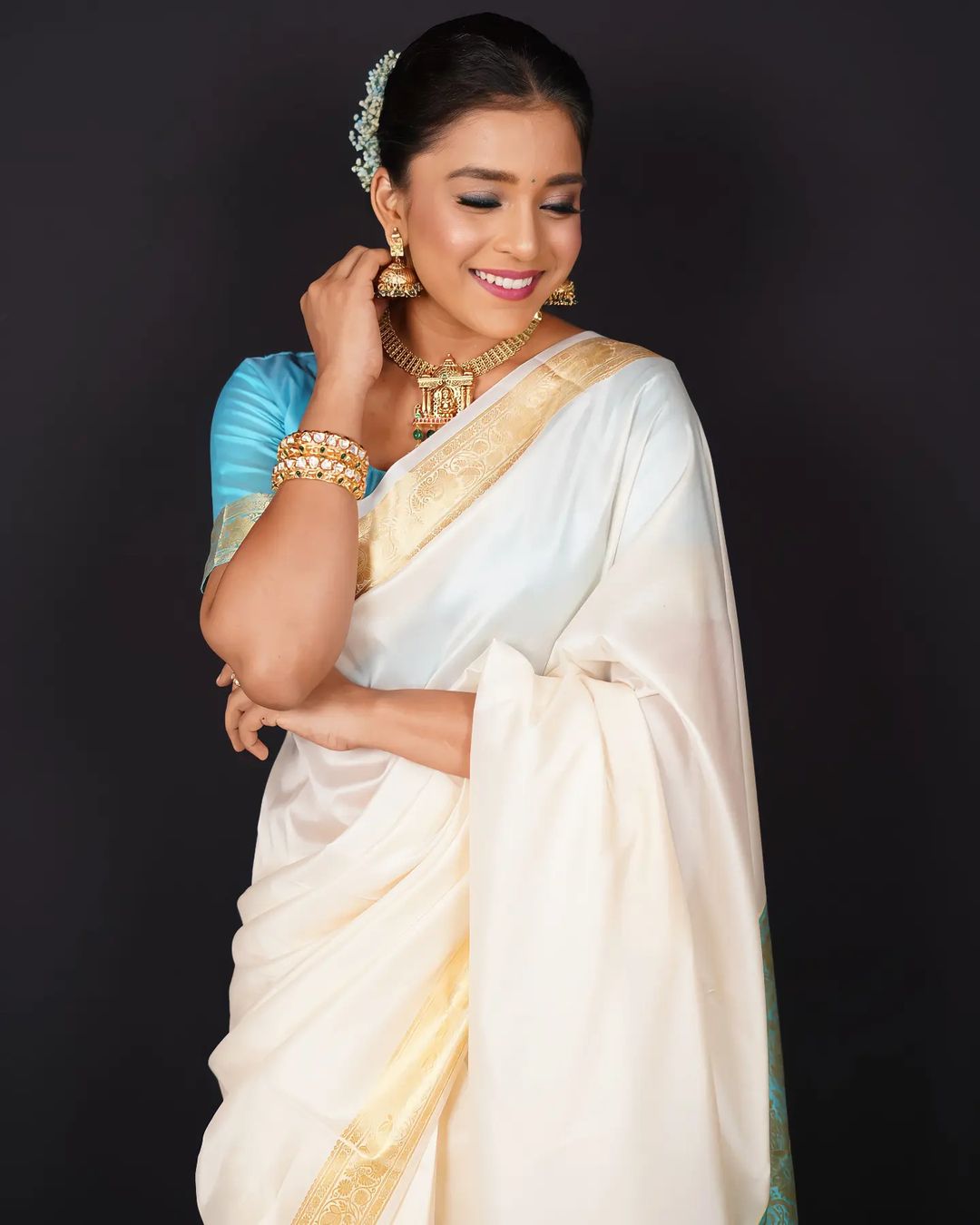 Bigg Boss fame Sumbul Touqueer Khan got glamor fever 13490