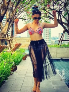 रूबीना दिलैक का समर लुक