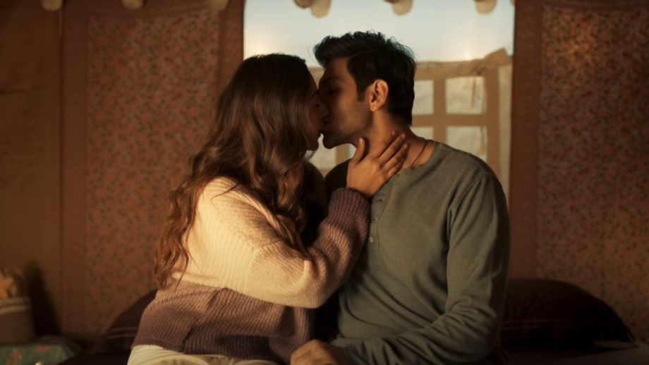 लिप-लॉक से लेकर धमाकेदार केमिस्ट्री तक, कार्तिक आर्यन और कियारा आडवाणी का रोमांस से भरपूर ‘सत्यप्रेम की कथा’ का गाना ‘नसीब से’ हुआ आउट!