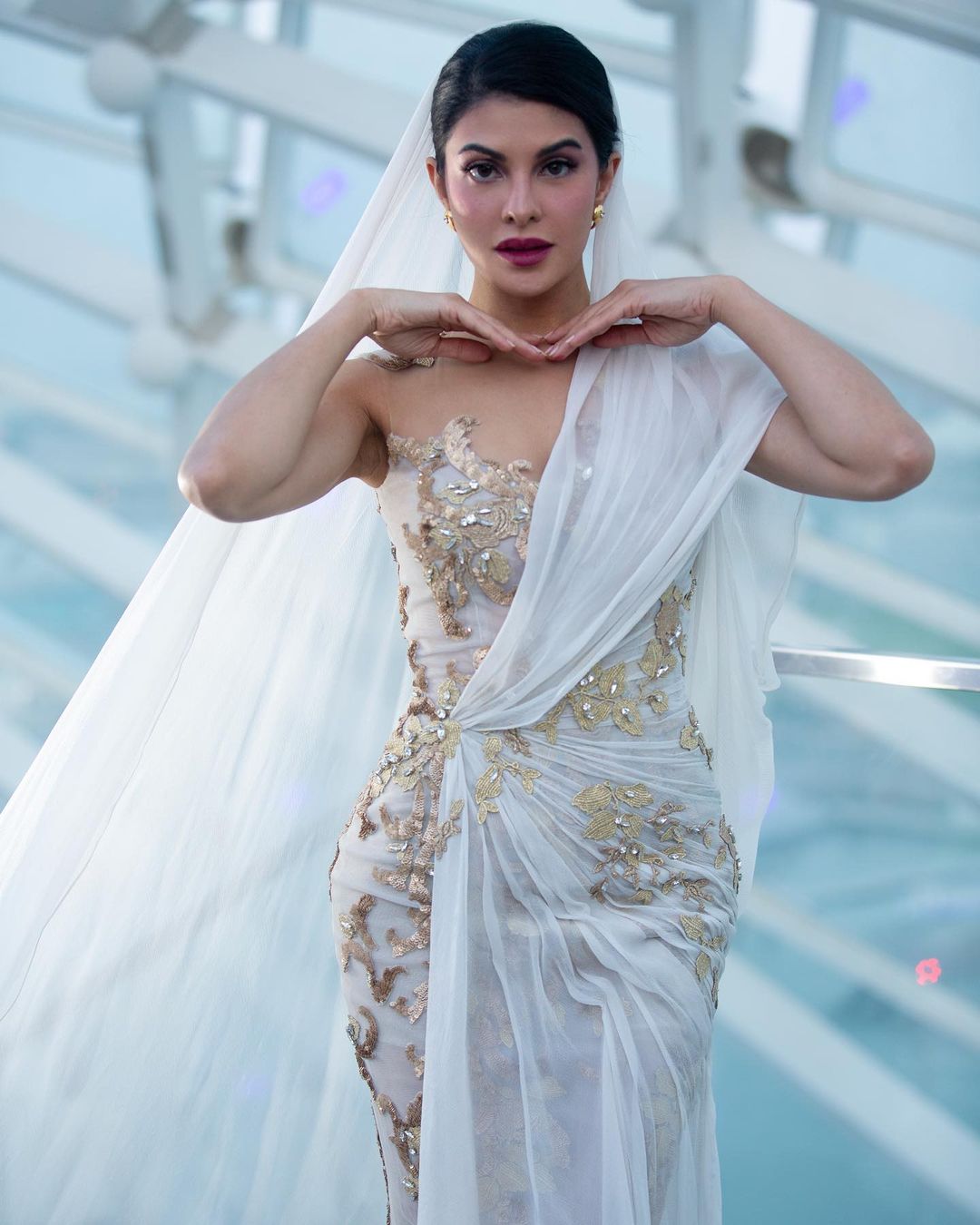 Jacqueline Fernandez's magic on the stage of IIFA Awards, 15682