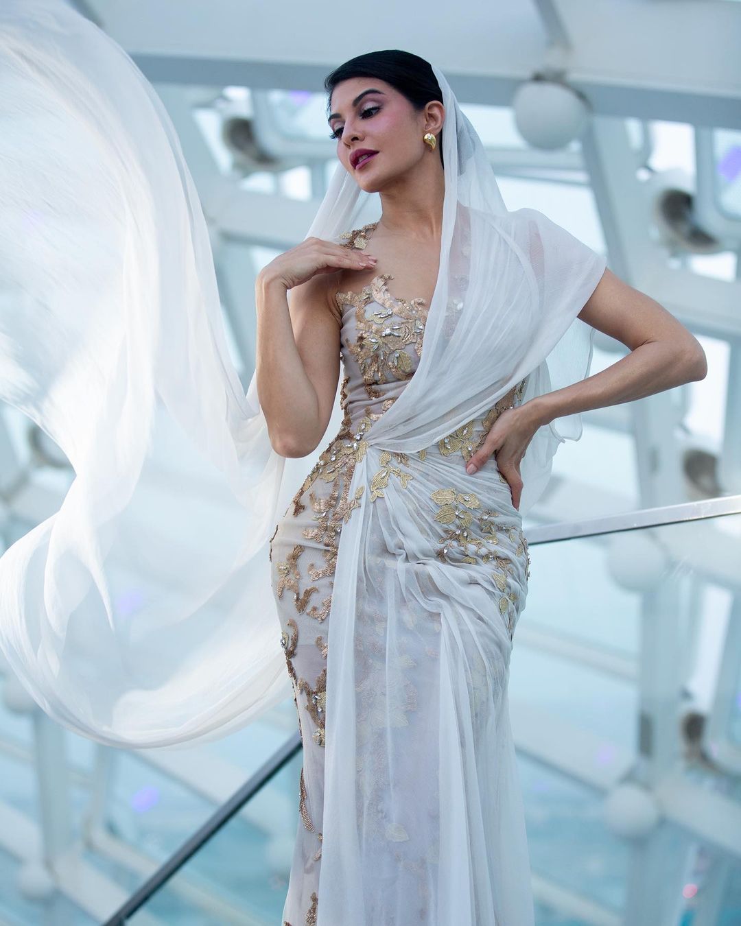 Jacqueline Fernandez's magic on the stage of IIFA Awards, 15681
