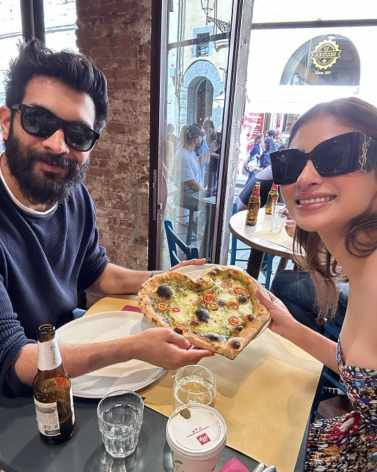 Mouni Roy's bold look seen in Italy 14783