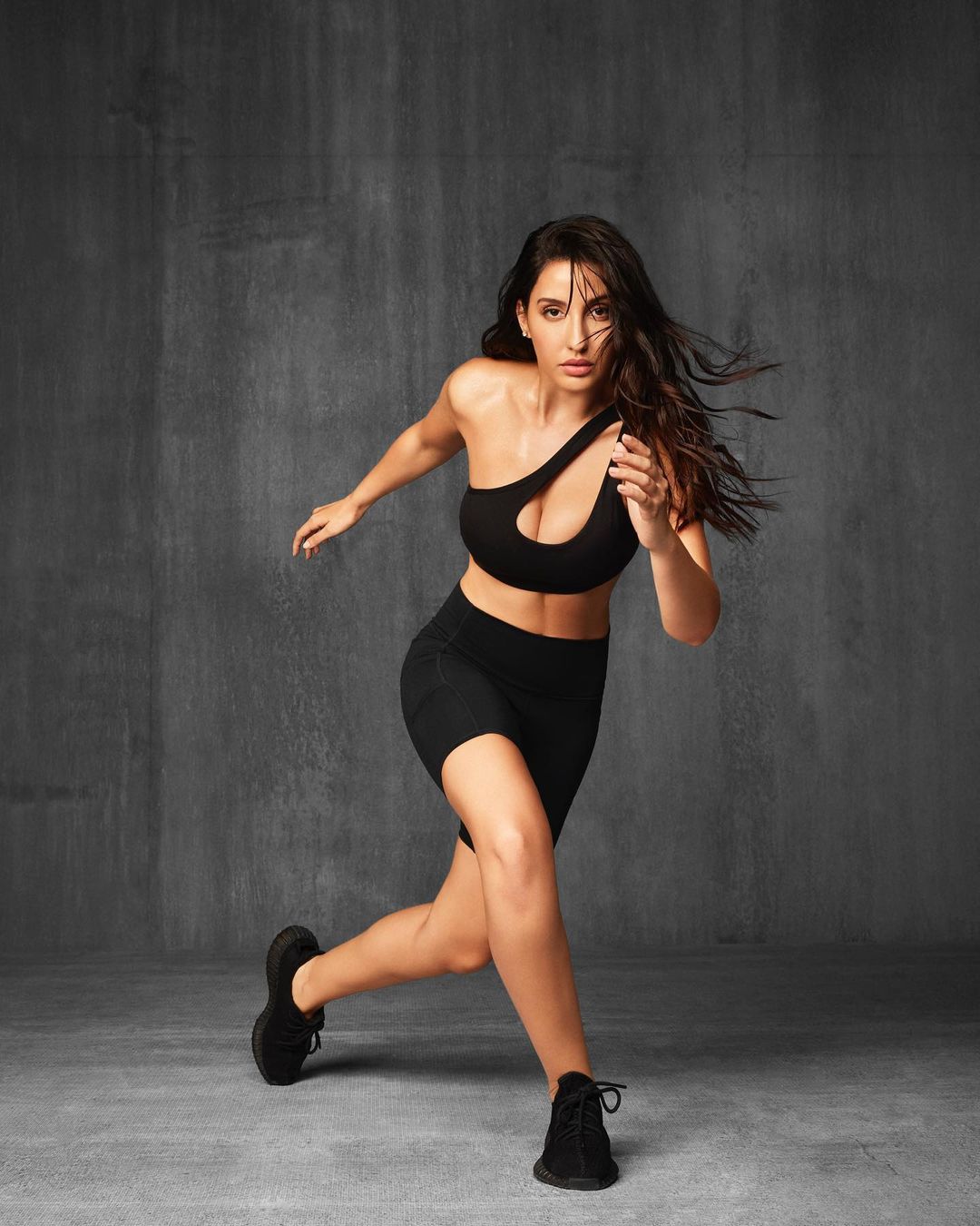 Nora Fatehi raised the temperature with her bold gym look, fans were stunned by her looks 13373