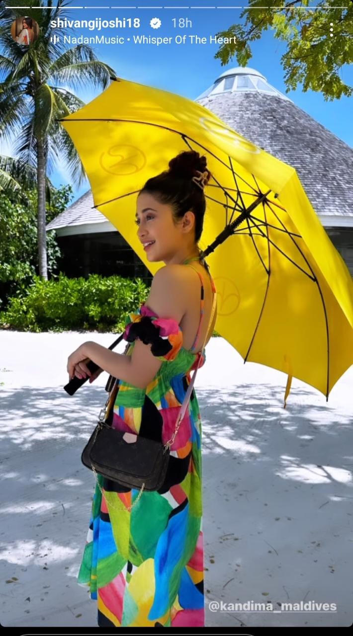 Shivangi Joshi is in the mood for holidays, shared the photo 13925