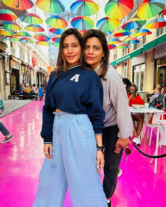 Surbhi Chandna is making a splash in Lisbon, see photos 13138