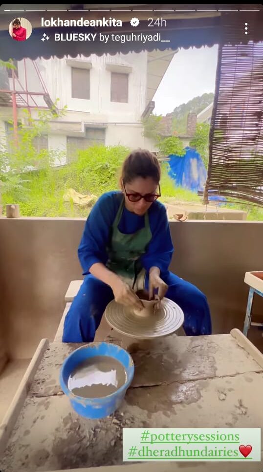 The magic of Mouni Roy's youth went abroad, see photos 14684