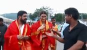 Adipurush: डायरेक्टर ओम राउत संग तिरूमला वेंकटेश्वर मंदिर पहुंची कृति सेनन, भगवान का लिया आशीर्वाद