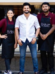सुरेश रैना ने खोला यूरोप में रेस्टोरेंट, रसोई में खाना पकाते दिखें रैना