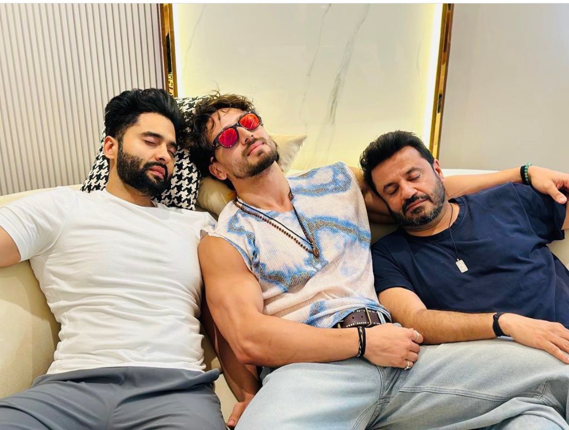 टाइगर श्रॉफ स्टारर 'गणपथ पार्ट 1' की रिलीज डेट आई सामने, चिल करते हुए मेकर्स ने किया एलान 17267