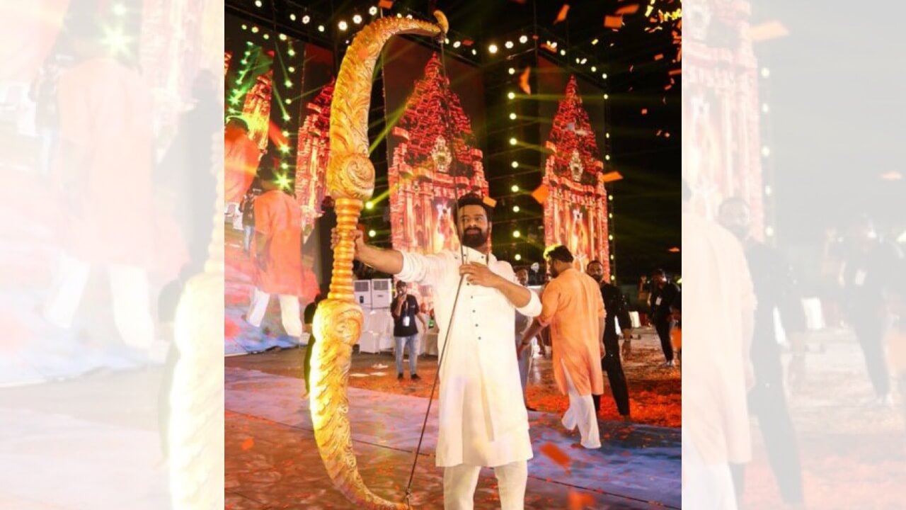 प्रभास ने आदिपुरुष में भगवान राम की भूमिका निभाने के लिए फैंस से मिली प्रशंसा पर कहा ‘धन्यवाद’