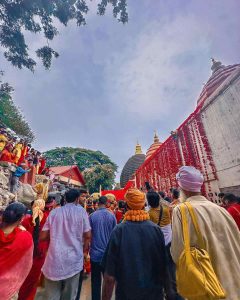 मां के साथ मां कामाख्या धाम पहुंची देवोलीना भट्टाचार्जी, मां की पूजा-अर्चना की और लिया आशीर्वाद 18105