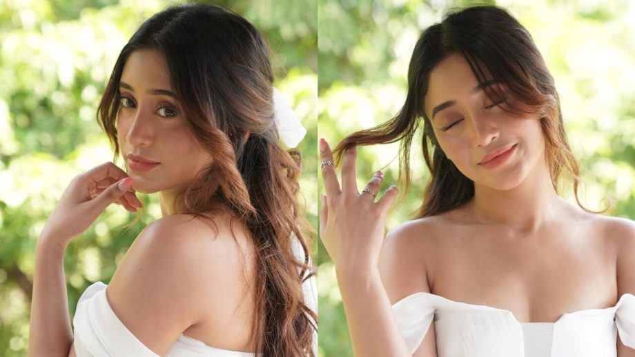 शिवांगी जोशी की ग्लैमरस लुक पर टिकी फैंस की निगाहें, देखें तस्वीरें