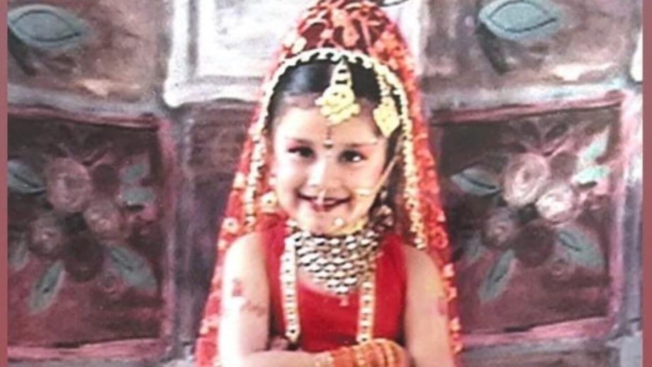 इस बच्ची को अब पहचानना है बेहद मुश्किल, बड़े-बड़े सितारों के साथ कर चुकी हैं काम